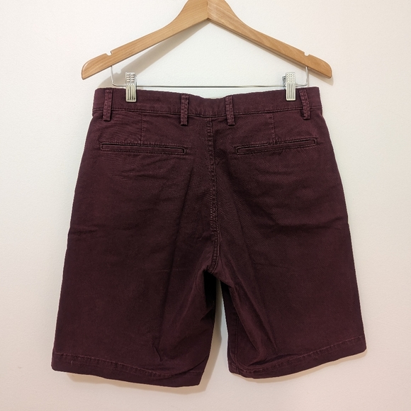 GAP Burgundy Essential Khaki 10" Shorts (Size 29) - Picture 6 of 8